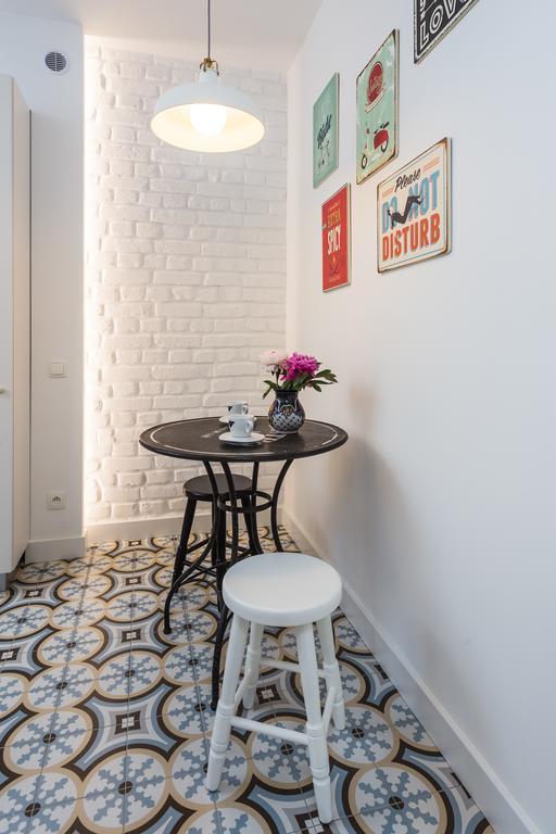 Апартаменты Baker Street Варшава Номер фото